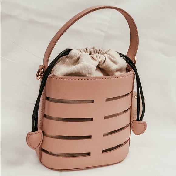 Bucket Handbag - Picture 3 of 3